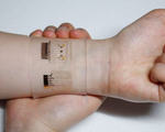 Wearable biomedical device monitor diabetes painlessly deliver drugs